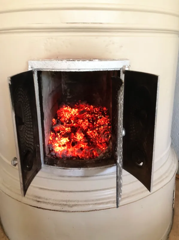 Heräpirtti's fireplace